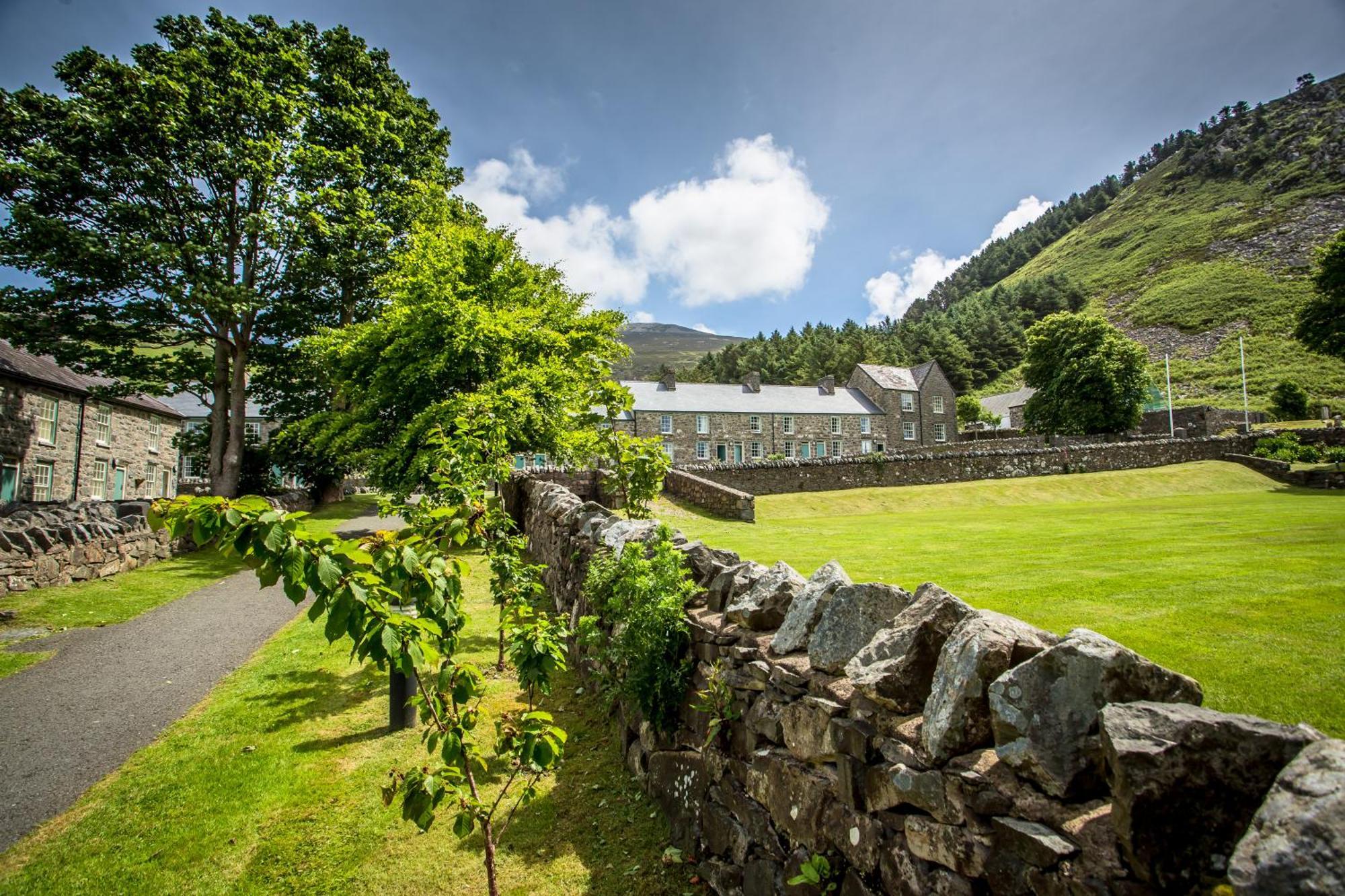 Nant Gwrtheyrn Hotel Llithfaen Ngoại thất bức ảnh